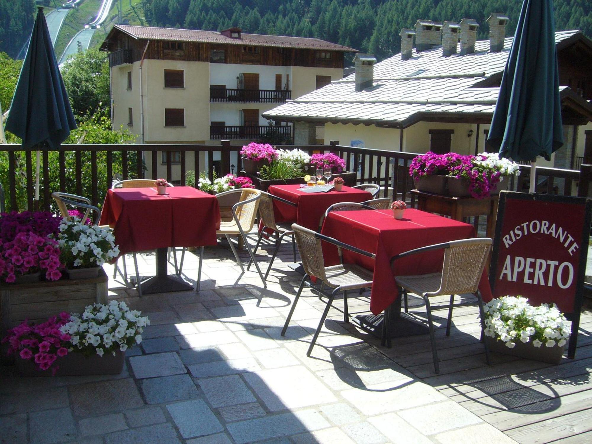 Albergo Passet Pragelato Bagian luar foto